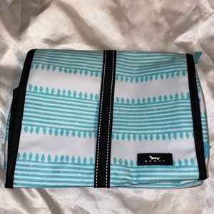 Scout Beauty Burrito Hanging Toiletry Bag